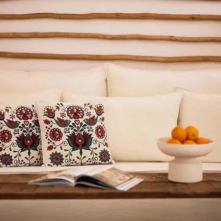 Iconic Santorini, A Boutique Cave By Sandglass Hotel