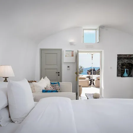 Iconic Santorini, A Boutique Cave Hotel